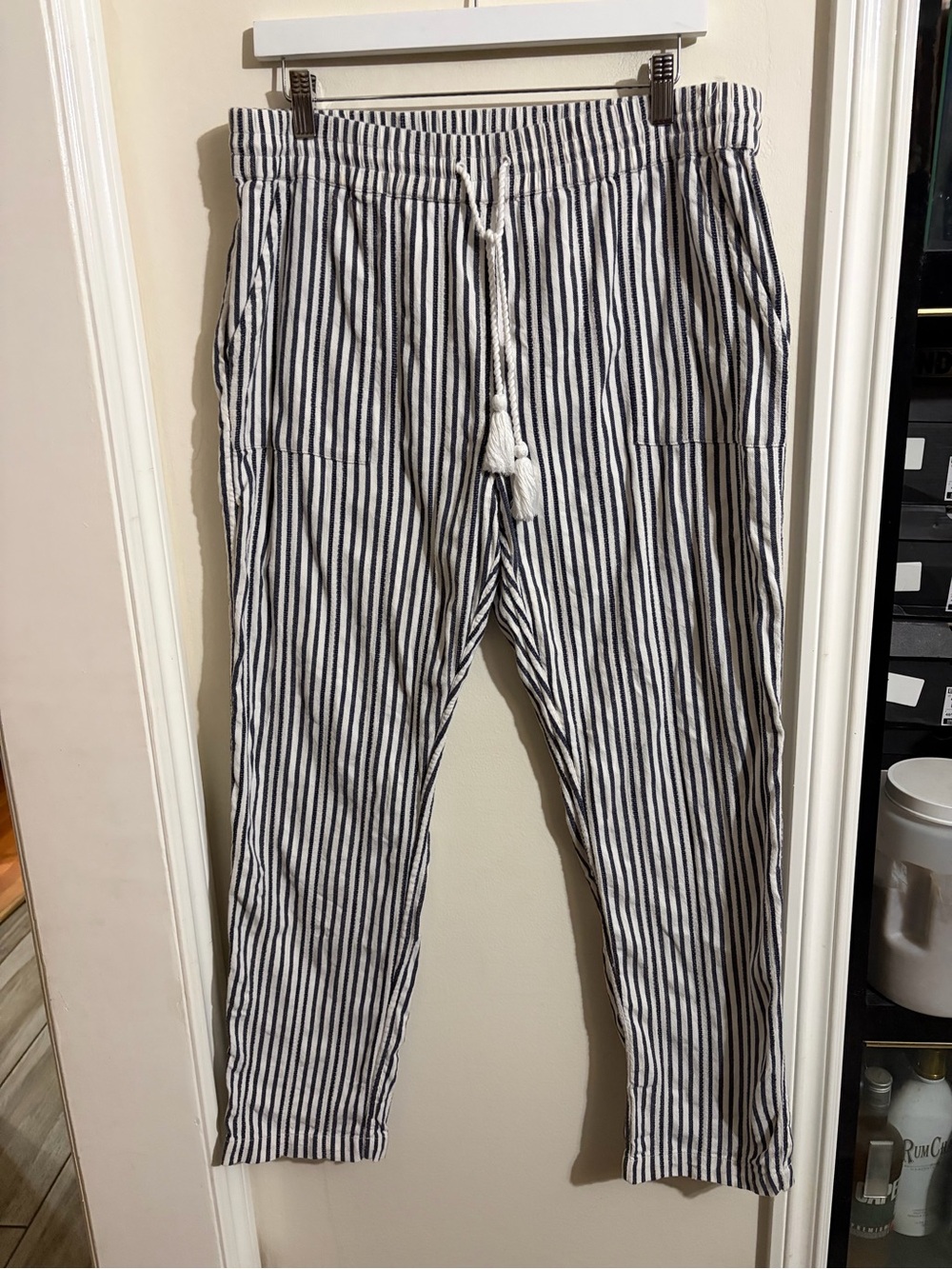 Tommy Bahama White & Navy Striped Straight-Leg Pants